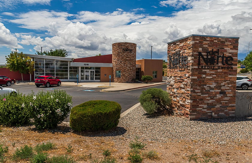 Exterior view of DNCU branch in Espanola New Mexico